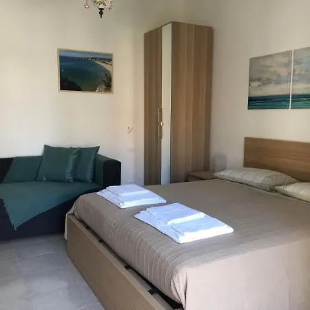 Holidays 3* Gaeta