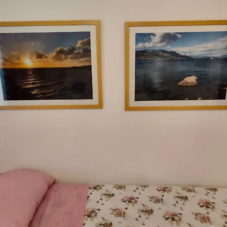 招待所 Holidays 加埃塔